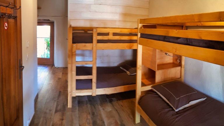 Room 2 "Pont d'Arc" - 2 x 2 bunk beds